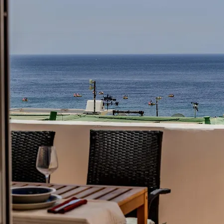 Апартаменты Luxury Colony Club Sea Views