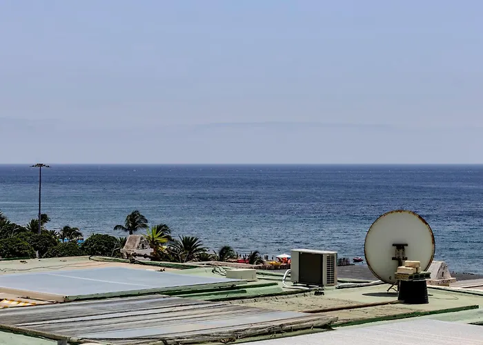 Luxury Colony Club Sea Views * Tias