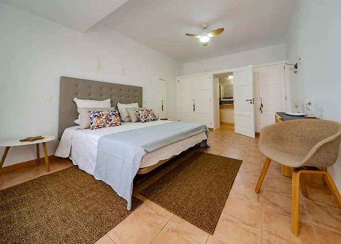 Apartment Luxury Colony Club Sea Views